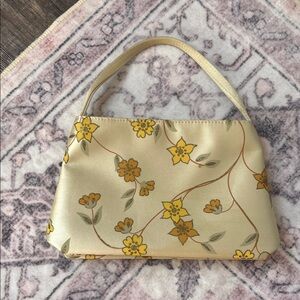 Unique Vintage Cream Floral Shoulder Bag